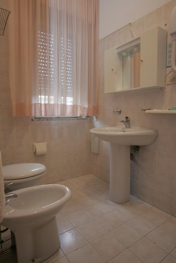 Hotel Corallo Pineto Luaran gambar
